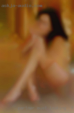 Partner must be able looking to fuck to be discreet.